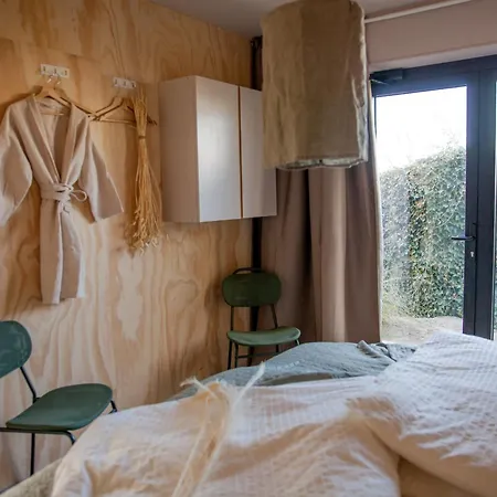 Ecohome Jutter 8 And Baby Zeezand Recreatie 別荘