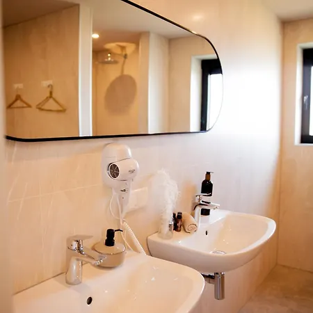 Ecohome Jutter 8 And Baby Zeezand Recreatie Holiday home *