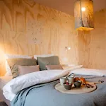 Ecohome Jutter 8 And Baby Zeezand Recreatie *